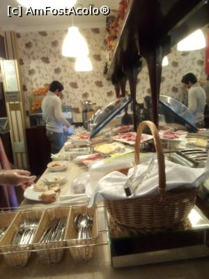 [P07] STAND PREPARATE MIC DEJUN, BUFET SUEDEZ -HOTEL BULEVARD » foto by ile57b
 - 
<span class="allrVoted glyphicon glyphicon-heart hidden" id="av1282446"></span>
<a class="m-l-10 hidden" id="sv1282446" onclick="voting_Foto_DelVot(,1282446,7851)" role="button">șterge vot <span class="glyphicon glyphicon-remove"></span></a>
<a id="v91282446" class=" c-red"  onclick="voting_Foto_SetVot(1282446)" role="button"><span class="glyphicon glyphicon-heart-empty"></span> <b>LIKE</b> = Votează poza</a> <img class="hidden"  id="f1282446W9" src="/imagini/loader.gif" border="0" /><span class="AjErrMes hidden" id="e1282446ErM"></span>