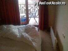 [P10] dormitorul (cu scuzele de rigoare ptr patul nefacut)
caloriferul care facea fata cu brio » foto by commandorsteel*
 - 
<span class="allrVoted glyphicon glyphicon-heart hidden" id="av179981"></span>
<a class="m-l-10 hidden" id="sv179981" onclick="voting_Foto_DelVot(,179981,7855)" role="button">șterge vot <span class="glyphicon glyphicon-remove"></span></a>
<a id="v9179981" class=" c-red"  onclick="voting_Foto_SetVot(179981)" role="button"><span class="glyphicon glyphicon-heart-empty"></span> <b>LIKE</b> = Votează poza</a> <img class="hidden"  id="f179981W9" src="/imagini/loader.gif" border="0" /><span class="AjErrMes hidden" id="e179981ErM"></span>