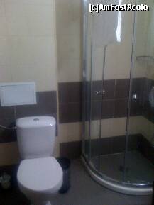 [P27] poza cu wc-ul si cabina de dus » foto by commandorsteel*
 - 
<span class="allrVoted glyphicon glyphicon-heart hidden" id="av180211"></span>
<a class="m-l-10 hidden" id="sv180211" onclick="voting_Foto_DelVot(,180211,7855)" role="button">șterge vot <span class="glyphicon glyphicon-remove"></span></a>
<a id="v9180211" class=" c-red"  onclick="voting_Foto_SetVot(180211)" role="button"><span class="glyphicon glyphicon-heart-empty"></span> <b>LIKE</b> = Votează poza</a> <img class="hidden"  id="f180211W9" src="/imagini/loader.gif" border="0" /><span class="AjErrMes hidden" id="e180211ErM"></span>