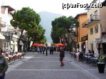 [P21] Una din aleile pietonale cu multe terase, din Iseo » foto by BOGDAN DSN
 - 
<span class="allrVoted glyphicon glyphicon-heart hidden" id="av155104"></span>
<a class="m-l-10 hidden" id="sv155104" onclick="voting_Foto_DelVot(,155104,7857)" role="button">șterge vot <span class="glyphicon glyphicon-remove"></span></a>
<a id="v9155104" class=" c-red"  onclick="voting_Foto_SetVot(155104)" role="button"><span class="glyphicon glyphicon-heart-empty"></span> <b>LIKE</b> = Votează poza</a> <img class="hidden"  id="f155104W9" src="/imagini/loader.gif" border="0" /><span class="AjErrMes hidden" id="e155104ErM"></span>