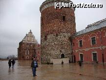 [P07] Polonia - Lublin -  Curtea interioara a castelului Lublin. Capela Holy Trinity, Donjon si Don Juan. » foto by popescu.borsa*
 - 
<span class="allrVoted glyphicon glyphicon-heart hidden" id="av155305"></span>
<a class="m-l-10 hidden" id="sv155305" onclick="voting_Foto_DelVot(,155305,7858)" role="button">șterge vot <span class="glyphicon glyphicon-remove"></span></a>
<a id="v9155305" class=" c-red"  onclick="voting_Foto_SetVot(155305)" role="button"><span class="glyphicon glyphicon-heart-empty"></span> <b>LIKE</b> = Votează poza</a> <img class="hidden"  id="f155305W9" src="/imagini/loader.gif" border="0" /><span class="AjErrMes hidden" id="e155305ErM"></span>