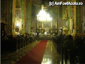 [P08] Slujba intr-o catedrala catolica aflata langa Trinitarian » foto by iccata
 - 
<span class="allrVoted glyphicon glyphicon-heart hidden" id="av453145"></span>
<a class="m-l-10 hidden" id="sv453145" onclick="voting_Foto_DelVot(,453145,7858)" role="button">șterge vot <span class="glyphicon glyphicon-remove"></span></a>
<a id="v9453145" class=" c-red"  onclick="voting_Foto_SetVot(453145)" role="button"><span class="glyphicon glyphicon-heart-empty"></span> <b>LIKE</b> = Votează poza</a> <img class="hidden"  id="f453145W9" src="/imagini/loader.gif" border="0" /><span class="AjErrMes hidden" id="e453145ErM"></span>