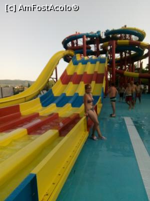 [P11] Aquapark Mirajul Oltului. » foto by cecilia a.
 - 
<span class="allrVoted glyphicon glyphicon-heart hidden" id="av1188008"></span>
<a class="m-l-10 hidden" id="sv1188008" onclick="voting_Foto_DelVot(,1188008,7859)" role="button">șterge vot <span class="glyphicon glyphicon-remove"></span></a>
<a id="v91188008" class=" c-red"  onclick="voting_Foto_SetVot(1188008)" role="button"><span class="glyphicon glyphicon-heart-empty"></span> <b>LIKE</b> = Votează poza</a> <img class="hidden"  id="f1188008W9" src="/imagini/loader.gif" border="0" /><span class="AjErrMes hidden" id="e1188008ErM"></span>