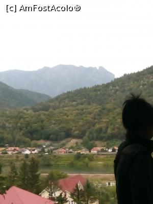 [P44] Panorama cu "Uriasul de pe Cozia"vedere de pe aleea prin padure intre Hotel Central si Caciulata(hotel Traian). » foto by cecilia a.
 - 
<span class="allrVoted glyphicon glyphicon-heart hidden" id="av1188041"></span>
<a class="m-l-10 hidden" id="sv1188041" onclick="voting_Foto_DelVot(,1188041,7859)" role="button">șterge vot <span class="glyphicon glyphicon-remove"></span></a>
<a id="v91188041" class=" c-red"  onclick="voting_Foto_SetVot(1188041)" role="button"><span class="glyphicon glyphicon-heart-empty"></span> <b>LIKE</b> = Votează poza</a> <img class="hidden"  id="f1188041W9" src="/imagini/loader.gif" border="0" /><span class="AjErrMes hidden" id="e1188041ErM"></span>