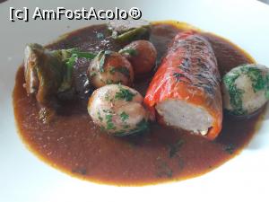 [P04] paprikasi usor picanti- asemanatori ardeilor umpluti de la noi » foto by silvia tudoran
 - 
<span class="allrVoted glyphicon glyphicon-heart hidden" id="av1095582"></span>
<a class="m-l-10 hidden" id="sv1095582" onclick="voting_Foto_DelVot(,1095582,7866)" role="button">șterge vot <span class="glyphicon glyphicon-remove"></span></a>
<a id="v91095582" class=" c-red"  onclick="voting_Foto_SetVot(1095582)" role="button"><span class="glyphicon glyphicon-heart-empty"></span> <b>LIKE</b> = Votează poza</a> <img class="hidden"  id="f1095582W9" src="/imagini/loader.gif" border="0" /><span class="AjErrMes hidden" id="e1095582ErM"></span>
