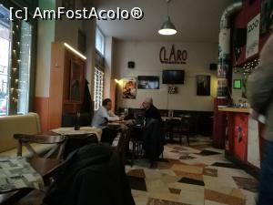 [P02] Claro Bisztro - interior » foto by crismis
 - 
<span class="allrVoted glyphicon glyphicon-heart hidden" id="av1042470"></span>
<a class="m-l-10 hidden" id="sv1042470" onclick="voting_Foto_DelVot(,1042470,7866)" role="button">șterge vot <span class="glyphicon glyphicon-remove"></span></a>
<a id="v91042470" class=" c-red"  onclick="voting_Foto_SetVot(1042470)" role="button"><span class="glyphicon glyphicon-heart-empty"></span> <b>LIKE</b> = Votează poza</a> <img class="hidden"  id="f1042470W9" src="/imagini/loader.gif" border="0" /><span class="AjErrMes hidden" id="e1042470ErM"></span>