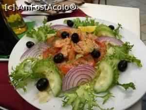 [P35] Mezeskalach Cofee House - salată » foto by crismis
 - 
<span class="allrVoted glyphicon glyphicon-heart hidden" id="av1042504"></span>
<a class="m-l-10 hidden" id="sv1042504" onclick="voting_Foto_DelVot(,1042504,7866)" role="button">șterge vot <span class="glyphicon glyphicon-remove"></span></a>
<a id="v91042504" class=" c-red"  onclick="voting_Foto_SetVot(1042504)" role="button"><span class="glyphicon glyphicon-heart-empty"></span> <b>LIKE</b> = Votează poza</a> <img class="hidden"  id="f1042504W9" src="/imagini/loader.gif" border="0" /><span class="AjErrMes hidden" id="e1042504ErM"></span>
