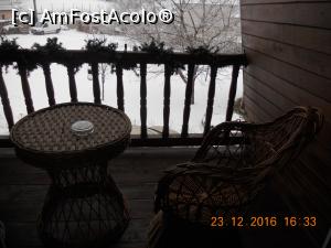 [P05] în balcon se afla o măsuţă şi două scaune » foto by zlatna
 - 
<span class="allrVoted glyphicon glyphicon-heart hidden" id="av829288"></span>
<a class="m-l-10 hidden" id="sv829288" onclick="voting_Foto_DelVot(,829288,7878)" role="button">șterge vot <span class="glyphicon glyphicon-remove"></span></a>
<a id="v9829288" class=" c-red"  onclick="voting_Foto_SetVot(829288)" role="button"><span class="glyphicon glyphicon-heart-empty"></span> <b>LIKE</b> = Votează poza</a> <img class="hidden"  id="f829288W9" src="/imagini/loader.gif" border="0" /><span class="AjErrMes hidden" id="e829288ErM"></span>