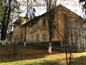 [P02] Castelul din S&icirc;mbăta de Jos &icirc;n paragină » foto by AZE
 - 
<span class="allrVoted glyphicon glyphicon-heart hidden" id="av1213184"></span>
<a class="m-l-10 hidden" id="sv1213184" onclick="voting_Foto_DelVot(,1213184,7879)" role="button">șterge vot <span class="glyphicon glyphicon-remove"></span></a>
<a id="v91213184" class=" c-red"  onclick="voting_Foto_SetVot(1213184)" role="button"><span class="glyphicon glyphicon-heart-empty"></span> <b>LIKE</b> = Votează poza</a> <img class="hidden"  id="f1213184W9" src="/imagini/loader.gif" border="0" /><span class="AjErrMes hidden" id="e1213184ErM"></span>