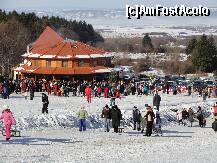 [P16] La baza partiei Dragus se vede Casa Zmeilor » foto by dananecula*
 - 
<span class="allrVoted glyphicon glyphicon-heart hidden" id="av186772"></span>
<a class="m-l-10 hidden" id="sv186772" onclick="voting_Foto_DelVot(,186772,7879)" role="button">șterge vot <span class="glyphicon glyphicon-remove"></span></a>
<a id="v9186772" class=" c-red"  onclick="voting_Foto_SetVot(186772)" role="button"><span class="glyphicon glyphicon-heart-empty"></span> <b>LIKE</b> = Votează poza</a> <img class="hidden"  id="f186772W9" src="/imagini/loader.gif" border="0" /><span class="AjErrMes hidden" id="e186772ErM"></span>