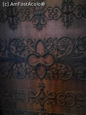 [P55] Ușile de lemn sculptat de la intrarea în Catedrala din Ely » foto by crismis
 - 
<span class="allrVoted glyphicon glyphicon-heart hidden" id="av837080"></span>
<a class="m-l-10 hidden" id="sv837080" onclick="voting_Foto_DelVot(,837080,7883)" role="button">șterge vot <span class="glyphicon glyphicon-remove"></span></a>
<a id="v9837080" class=" c-red"  onclick="voting_Foto_SetVot(837080)" role="button"><span class="glyphicon glyphicon-heart-empty"></span> <b>LIKE</b> = Votează poza</a> <img class="hidden"  id="f837080W9" src="/imagini/loader.gif" border="0" /><span class="AjErrMes hidden" id="e837080ErM"></span>