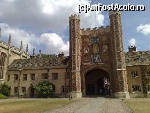 [P11] Colegiile din Cambridge - Cambridgeshire - Colegiul Trinity - curtea interioara a colegiului » foto by irma_ro*
 - 
<span class="allrVoted glyphicon glyphicon-heart hidden" id="av165509"></span>
<a class="m-l-10 hidden" id="sv165509" onclick="voting_Foto_DelVot(,165509,7883)" role="button">șterge vot <span class="glyphicon glyphicon-remove"></span></a>
<a id="v9165509" class=" c-red"  onclick="voting_Foto_SetVot(165509)" role="button"><span class="glyphicon glyphicon-heart-empty"></span> <b>LIKE</b> = Votează poza</a> <img class="hidden"  id="f165509W9" src="/imagini/loader.gif" border="0" /><span class="AjErrMes hidden" id="e165509ErM"></span>