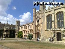 [P08] Colegiile din Cambridge - Cambridgeshire - Colegiul Trinity - curtea principala a colegiului » foto by irma_ro*
 - 
<span class="allrVoted glyphicon glyphicon-heart hidden" id="av165506"></span>
<a class="m-l-10 hidden" id="sv165506" onclick="voting_Foto_DelVot(,165506,7883)" role="button">șterge vot <span class="glyphicon glyphicon-remove"></span></a>
<a id="v9165506" class=" c-red"  onclick="voting_Foto_SetVot(165506)" role="button"><span class="glyphicon glyphicon-heart-empty"></span> <b>LIKE</b> = Votează poza</a> <img class="hidden"  id="f165506W9" src="/imagini/loader.gif" border="0" /><span class="AjErrMes hidden" id="e165506ErM"></span>