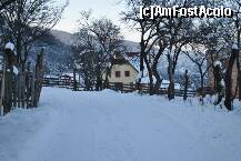 [P01] Venind spre Pensiunea Printul Vlad » foto by sforicel
 - 
<span class="allrVoted glyphicon glyphicon-heart hidden" id="av181222"></span>
<a class="m-l-10 hidden" id="sv181222" onclick="voting_Foto_DelVot(,181222,7886)" role="button">șterge vot <span class="glyphicon glyphicon-remove"></span></a>
<a id="v9181222" class=" c-red"  onclick="voting_Foto_SetVot(181222)" role="button"><span class="glyphicon glyphicon-heart-empty"></span> <b>LIKE</b> = Votează poza</a> <img class="hidden"  id="f181222W9" src="/imagini/loader.gif" border="0" /><span class="AjErrMes hidden" id="e181222ErM"></span>