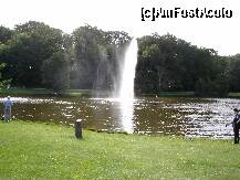 [P26] Lacul Skovsøen, din parcul ce se întinde de-a lungul râului Odense » foto by Costi
 - 
<span class="allrVoted glyphicon glyphicon-heart hidden" id="av159255"></span>
<a class="m-l-10 hidden" id="sv159255" onclick="voting_Foto_DelVot(,159255,7891)" role="button">șterge vot <span class="glyphicon glyphicon-remove"></span></a>
<a id="v9159255" class=" c-red"  onclick="voting_Foto_SetVot(159255)" role="button"><span class="glyphicon glyphicon-heart-empty"></span> <b>LIKE</b> = Votează poza</a> <img class="hidden"  id="f159255W9" src="/imagini/loader.gif" border="0" /><span class="AjErrMes hidden" id="e159255ErM"></span>