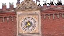 [P31] Ceasul de pe frontispiciul Primăriei oraşului Odense » foto by Costi
 - 
<span class="allrVoted glyphicon glyphicon-heart hidden" id="av159264"></span>
<a class="m-l-10 hidden" id="sv159264" onclick="voting_Foto_DelVot(,159264,7891)" role="button">șterge vot <span class="glyphicon glyphicon-remove"></span></a>
<a id="v9159264" class=" c-red"  onclick="voting_Foto_SetVot(159264)" role="button"><span class="glyphicon glyphicon-heart-empty"></span> <b>LIKE</b> = Votează poza</a> <img class="hidden"  id="f159264W9" src="/imagini/loader.gif" border="0" /><span class="AjErrMes hidden" id="e159264ErM"></span>
