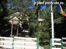 [P02] Cabana Lacul Limpede văzută din drumul forestier pe care am ajuns aici.  » foto by Floryn81
 - 
<span class="allrVoted glyphicon glyphicon-heart hidden" id="av360361"></span>
<a class="m-l-10 hidden" id="sv360361" onclick="voting_Foto_DelVot(,360361,7904)" role="button">șterge vot <span class="glyphicon glyphicon-remove"></span></a>
<a id="v9360361" class=" c-red"  onclick="voting_Foto_SetVot(360361)" role="button"><span class="glyphicon glyphicon-heart-empty"></span> <b>LIKE</b> = Votează poza</a> <img class="hidden"  id="f360361W9" src="/imagini/loader.gif" border="0" /><span class="AjErrMes hidden" id="e360361ErM"></span>