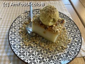 [P11] Restaurant Levant din Ramnicu Valcea. Namura, un minunat desert de vara! » foto by Floria
 - 
<span class="allrVoted glyphicon glyphicon-heart hidden" id="av1341567"></span>
<a class="m-l-10 hidden" id="sv1341567" onclick="voting_Foto_DelVot(,1341567,7905)" role="button">șterge vot <span class="glyphicon glyphicon-remove"></span></a>
<a id="v91341567" class=" c-red"  onclick="voting_Foto_SetVot(1341567)" role="button"><span class="glyphicon glyphicon-heart-empty"></span> <b>LIKE</b> = Votează poza</a> <img class="hidden"  id="f1341567W9" src="/imagini/loader.gif" border="0" /><span class="AjErrMes hidden" id="e1341567ErM"></span>