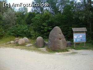 [P12] Din loc în loc sunt amplasate panouri informative.  » foto by Floryn81
 - 
<span class="allrVoted glyphicon glyphicon-heart hidden" id="av930129"></span>
<a class="m-l-10 hidden" id="sv930129" onclick="voting_Foto_DelVot(,930129,7908)" role="button">șterge vot <span class="glyphicon glyphicon-remove"></span></a>
<a id="v9930129" class=" c-red"  onclick="voting_Foto_SetVot(930129)" role="button"><span class="glyphicon glyphicon-heart-empty"></span> <b>LIKE</b> = Votează poza</a> <img class="hidden"  id="f930129W9" src="/imagini/loader.gif" border="0" /><span class="AjErrMes hidden" id="e930129ErM"></span>