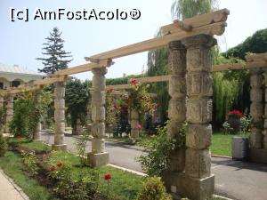 [P35] La plimbare prin curtea mănăstirii ”Sfânta Maria” de la Techirghiol.  » foto by Floryn81
 - 
<span class="allrVoted glyphicon glyphicon-heart hidden" id="av770714"></span>
<a class="m-l-10 hidden" id="sv770714" onclick="voting_Foto_DelVot(,770714,7935)" role="button">șterge vot <span class="glyphicon glyphicon-remove"></span></a>
<a id="v9770714" class=" c-red"  onclick="voting_Foto_SetVot(770714)" role="button"><span class="glyphicon glyphicon-heart-empty"></span> <b>LIKE</b> = Votează poza</a> <img class="hidden"  id="f770714W9" src="/imagini/loader.gif" border="0" /><span class="AjErrMes hidden" id="e770714ErM"></span>