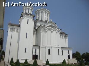 [P40] În curtea mănăstirii ”Sf. Maria” s-a construit o biserică nouă.  » foto by Floryn81
 - 
<span class="allrVoted glyphicon glyphicon-heart hidden" id="av770719"></span>
<a class="m-l-10 hidden" id="sv770719" onclick="voting_Foto_DelVot(,770719,7935)" role="button">șterge vot <span class="glyphicon glyphicon-remove"></span></a>
<a id="v9770719" class=" c-red"  onclick="voting_Foto_SetVot(770719)" role="button"><span class="glyphicon glyphicon-heart-empty"></span> <b>LIKE</b> = Votează poza</a> <img class="hidden"  id="f770719W9" src="/imagini/loader.gif" border="0" /><span class="AjErrMes hidden" id="e770719ErM"></span>