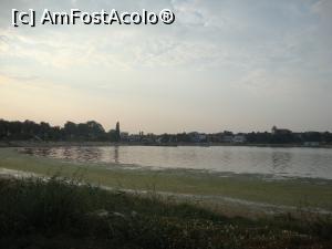 [P59] Lacul și stațiunea Techirghiol văzute la ceas de seară.  » foto by Floryn81
 - 
<span class="allrVoted glyphicon glyphicon-heart hidden" id="av770743"></span>
<a class="m-l-10 hidden" id="sv770743" onclick="voting_Foto_DelVot(,770743,7935)" role="button">șterge vot <span class="glyphicon glyphicon-remove"></span></a>
<a id="v9770743" class=" c-red"  onclick="voting_Foto_SetVot(770743)" role="button"><span class="glyphicon glyphicon-heart-empty"></span> <b>LIKE</b> = Votează poza</a> <img class="hidden"  id="f770743W9" src="/imagini/loader.gif" border="0" /><span class="AjErrMes hidden" id="e770743ErM"></span>