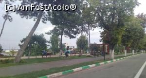 [P28] Techirghiol - strada principală » foto by Carmen Ion
 - 
<span class="allrVoted glyphicon glyphicon-heart hidden" id="av1002788"></span>
<a class="m-l-10 hidden" id="sv1002788" onclick="voting_Foto_DelVot(,1002788,7935)" role="button">șterge vot <span class="glyphicon glyphicon-remove"></span></a>
<a id="v91002788" class=" c-red"  onclick="voting_Foto_SetVot(1002788)" role="button"><span class="glyphicon glyphicon-heart-empty"></span> <b>LIKE</b> = Votează poza</a> <img class="hidden"  id="f1002788W9" src="/imagini/loader.gif" border="0" /><span class="AjErrMes hidden" id="e1002788ErM"></span>