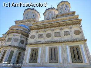 [P10] Curtea de Argeș - mănăstirea pe care eu o consider cea mai frumoasă din România » foto by Pușcașu Marin
 - 
<span class="allrVoted glyphicon glyphicon-heart hidden" id="av1448600"></span>
<a class="m-l-10 hidden" id="sv1448600" onclick="voting_Foto_DelVot(,1448600,7936)" role="button">șterge vot <span class="glyphicon glyphicon-remove"></span></a>
<a id="v91448600" class=" c-red"  onclick="voting_Foto_SetVot(1448600)" role="button"><span class="glyphicon glyphicon-heart-empty"></span> <b>LIKE</b> = Votează poza</a> <img class="hidden"  id="f1448600W9" src="/imagini/loader.gif" border="0" /><span class="AjErrMes hidden" id="e1448600ErM"></span>