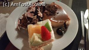 [P102] <strong>Meeru Island Resort & Spa, restaurant</strong> » foto by elenaadina
 - 
<span class="allrVoted glyphicon glyphicon-heart hidden" id="av1421186"></span>
<a class="m-l-10 hidden" id="sv1421186" onclick="voting_Foto_DelVot(,1421186,7942)" role="button">șterge vot <span class="glyphicon glyphicon-remove"></span></a>
<a id="v91421186" class=" c-red"  onclick="voting_Foto_SetVot(1421186)" role="button"><span class="glyphicon glyphicon-heart-empty"></span> <b>LIKE</b> = Votează poza</a> <img class="hidden"  id="f1421186W9" src="/imagini/loader.gif" border="0" /><span class="AjErrMes hidden" id="e1421186ErM"></span>