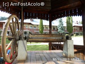 [P21] Imagine din foișor spre chilii » foto by Alina53
 - 
<span class="allrVoted glyphicon glyphicon-heart hidden" id="av940115"></span>
<a class="m-l-10 hidden" id="sv940115" onclick="voting_Foto_DelVot(,940115,7948)" role="button">șterge vot <span class="glyphicon glyphicon-remove"></span></a>
<a id="v9940115" class=" c-red"  onclick="voting_Foto_SetVot(940115)" role="button"><span class="glyphicon glyphicon-heart-empty"></span> <b>LIKE</b> = Votează poza</a> <img class="hidden"  id="f940115W9" src="/imagini/loader.gif" border="0" /><span class="AjErrMes hidden" id="e940115ErM"></span>