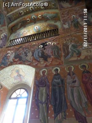 [P33] Majoritatea figurilor sfinților sunt alungite și întristate » foto by Alina53
 - 
<span class="allrVoted glyphicon glyphicon-heart hidden" id="av940133"></span>
<a class="m-l-10 hidden" id="sv940133" onclick="voting_Foto_DelVot(,940133,7948)" role="button">șterge vot <span class="glyphicon glyphicon-remove"></span></a>
<a id="v9940133" class=" c-red"  onclick="voting_Foto_SetVot(940133)" role="button"><span class="glyphicon glyphicon-heart-empty"></span> <b>LIKE</b> = Votează poza</a> <img class="hidden"  id="f940133W9" src="/imagini/loader.gif" border="0" /><span class="AjErrMes hidden" id="e940133ErM"></span>