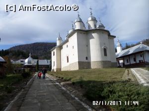 [P07] Mici pelerini pe aleile Mănăstirii Horaița » foto by Alina53
 - 
<span class="allrVoted glyphicon glyphicon-heart hidden" id="av940085"></span>
<a class="m-l-10 hidden" id="sv940085" onclick="voting_Foto_DelVot(,940085,7948)" role="button">șterge vot <span class="glyphicon glyphicon-remove"></span></a>
<a id="v9940085" class=" c-red"  onclick="voting_Foto_SetVot(940085)" role="button"><span class="glyphicon glyphicon-heart-empty"></span> <b>LIKE</b> = Votează poza</a> <img class="hidden"  id="f940085W9" src="/imagini/loader.gif" border="0" /><span class="AjErrMes hidden" id="e940085ErM"></span>