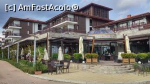 [P05] Hotelul dinspre terasa a la carte.  » foto by oddfever
 - 
<span class="allrVoted glyphicon glyphicon-heart hidden" id="av760669"></span>
<a class="m-l-10 hidden" id="sv760669" onclick="voting_Foto_DelVot(,760669,7962)" role="button">șterge vot <span class="glyphicon glyphicon-remove"></span></a>
<a id="v9760669" class=" c-red"  onclick="voting_Foto_SetVot(760669)" role="button"><span class="glyphicon glyphicon-heart-empty"></span> <b>LIKE</b> = Votează poza</a> <img class="hidden"  id="f760669W9" src="/imagini/loader.gif" border="0" /><span class="AjErrMes hidden" id="e760669ErM"></span>