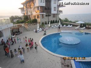 [P11] Animaţie vesperală lângă piscina-'melc' Dalekogled » foto by Klaudyia
 - 
<span class="allrVoted glyphicon glyphicon-heart hidden" id="av346988"></span>
<a class="m-l-10 hidden" id="sv346988" onclick="voting_Foto_DelVot(,346988,7962)" role="button">șterge vot <span class="glyphicon glyphicon-remove"></span></a>
<a id="v9346988" class=" c-red"  onclick="voting_Foto_SetVot(346988)" role="button"><span class="glyphicon glyphicon-heart-empty"></span> <b>LIKE</b> = Votează poza</a> <img class="hidden"  id="f346988W9" src="/imagini/loader.gif" border="0" /><span class="AjErrMes hidden" id="e346988ErM"></span>