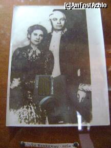 [P10] Casa Memoriala Liviu Rebreanu - Liviu Rebreanu impreuna cu sotia lui » foto by biancuta
 - 
<span class="allrVoted glyphicon glyphicon-heart hidden" id="av160617"></span>
<a class="m-l-10 hidden" id="sv160617" onclick="voting_Foto_DelVot(,160617,7971)" role="button">șterge vot <span class="glyphicon glyphicon-remove"></span></a>
<a id="v9160617" class=" c-red"  onclick="voting_Foto_SetVot(160617)" role="button"><span class="glyphicon glyphicon-heart-empty"></span> <b>LIKE</b> = Votează poza</a> <img class="hidden"  id="f160617W9" src="/imagini/loader.gif" border="0" /><span class="AjErrMes hidden" id="e160617ErM"></span>
