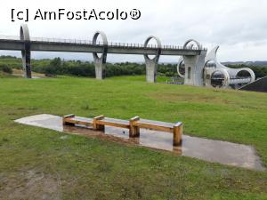 [P10] O ultimă privire spre Roata Falkirk, de la kelpii din parcare.  » foto by Aurici
 - 
<span class="allrVoted glyphicon glyphicon-heart hidden" id="av938830"></span>
<a class="m-l-10 hidden" id="sv938830" onclick="voting_Foto_DelVot(,938830,7991)" role="button">șterge vot <span class="glyphicon glyphicon-remove"></span></a>
<a id="v9938830" class=" c-red"  onclick="voting_Foto_SetVot(938830)" role="button"><span class="glyphicon glyphicon-heart-empty"></span> <b>LIKE</b> = Votează poza</a> <img class="hidden"  id="f938830W9" src="/imagini/loader.gif" border="0" /><span class="AjErrMes hidden" id="e938830ErM"></span>