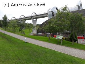 [P03] The Falkirk Wheel - primul elevator de bărci rotativ din lume, un obiectiv din împrejurimile Glasgow-ului.  » foto by Aurici
 - 
<span class="allrVoted glyphicon glyphicon-heart hidden" id="av938823"></span>
<a class="m-l-10 hidden" id="sv938823" onclick="voting_Foto_DelVot(,938823,7991)" role="button">șterge vot <span class="glyphicon glyphicon-remove"></span></a>
<a id="v9938823" class=" c-red"  onclick="voting_Foto_SetVot(938823)" role="button"><span class="glyphicon glyphicon-heart-empty"></span> <b>LIKE</b> = Votează poza</a> <img class="hidden"  id="f938823W9" src="/imagini/loader.gif" border="0" /><span class="AjErrMes hidden" id="e938823ErM"></span>