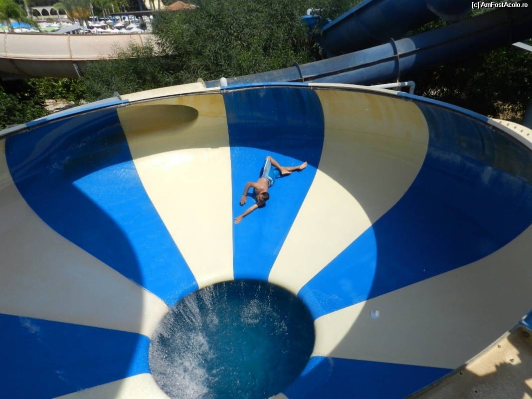 [P31] Cam asta ar fi. Fasouri Watermania – Water Park Limassol. Game Over.  » foto by TraianS
 - 
<span class="allrVoted glyphicon glyphicon-heart hidden" id="av544481"></span>
<a class="m-l-10 hidden" id="sv544481" onclick="voting_Foto_DelVot(,544481,7992)" role="button">șterge vot <span class="glyphicon glyphicon-remove"></span></a>
<a id="v9544481" class=" c-red"  onclick="voting_Foto_SetVot(544481)" role="button"><span class="glyphicon glyphicon-heart-empty"></span> <b>LIKE</b> = Votează poza</a> <img class="hidden"  id="f544481W9" src="/imagini/loader.gif" border="0" /><span class="AjErrMes hidden" id="e544481ErM"></span>