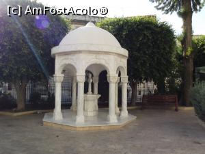 [P32] În curtea Catedralei Agia Napa din Limassol » foto by irinad
 - 
<span class="allrVoted glyphicon glyphicon-heart hidden" id="av754376"></span>
<a class="m-l-10 hidden" id="sv754376" onclick="voting_Foto_DelVot(,754376,7992)" role="button">șterge vot <span class="glyphicon glyphicon-remove"></span></a>
<a id="v9754376" class=" c-red"  onclick="voting_Foto_SetVot(754376)" role="button"><span class="glyphicon glyphicon-heart-empty"></span> <b>LIKE</b> = Votează poza</a> <img class="hidden"  id="f754376W9" src="/imagini/loader.gif" border="0" /><span class="AjErrMes hidden" id="e754376ErM"></span>