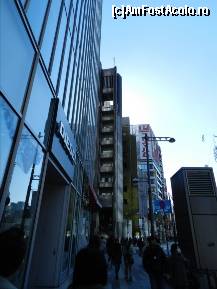 [P56] Vedeti crucea pe bloc? Ginza.  » foto by TraianS
 - 
<span class="allrVoted glyphicon glyphicon-heart hidden" id="av493488"></span>
<a class="m-l-10 hidden" id="sv493488" onclick="voting_Foto_DelVot(,493488,7999)" role="button">șterge vot <span class="glyphicon glyphicon-remove"></span></a>
<a id="v9493488" class=" c-red"  onclick="voting_Foto_SetVot(493488)" role="button"><span class="glyphicon glyphicon-heart-empty"></span> <b>LIKE</b> = Votează poza</a> <img class="hidden"  id="f493488W9" src="/imagini/loader.gif" border="0" /><span class="AjErrMes hidden" id="e493488ErM"></span>