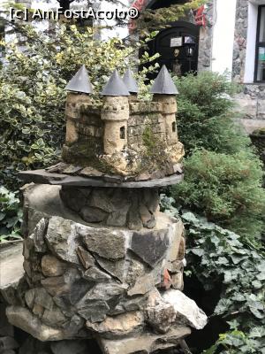 [P17] Prin curtea castelului » foto by krisstinna
 - 
<span class="allrVoted glyphicon glyphicon-heart hidden" id="av1131280"></span>
<a class="m-l-10 hidden" id="sv1131280" onclick="voting_Foto_DelVot(,1131280,8012)" role="button">șterge vot <span class="glyphicon glyphicon-remove"></span></a>
<a id="v91131280" class=" c-red"  onclick="voting_Foto_SetVot(1131280)" role="button"><span class="glyphicon glyphicon-heart-empty"></span> <b>LIKE</b> = Votează poza</a> <img class="hidden"  id="f1131280W9" src="/imagini/loader.gif" border="0" /><span class="AjErrMes hidden" id="e1131280ErM"></span>