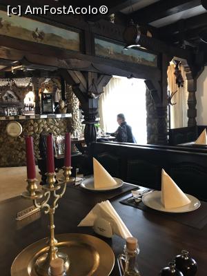 [P41] Prin restaurantul prințului » foto by krisstinna
 - 
<span class="allrVoted glyphicon glyphicon-heart hidden" id="av1131313"></span>
<a class="m-l-10 hidden" id="sv1131313" onclick="voting_Foto_DelVot(,1131313,8012)" role="button">șterge vot <span class="glyphicon glyphicon-remove"></span></a>
<a id="v91131313" class=" c-red"  onclick="voting_Foto_SetVot(1131313)" role="button"><span class="glyphicon glyphicon-heart-empty"></span> <b>LIKE</b> = Votează poza</a> <img class="hidden"  id="f1131313W9" src="/imagini/loader.gif" border="0" /><span class="AjErrMes hidden" id="e1131313ErM"></span>