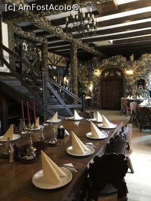 [P59] Prin restaurantul prințului » foto by krisstinna
 - 
<span class="allrVoted glyphicon glyphicon-heart hidden" id="av1131338"></span>
<a class="m-l-10 hidden" id="sv1131338" onclick="voting_Foto_DelVot(,1131338,8012)" role="button">șterge vot <span class="glyphicon glyphicon-remove"></span></a>
<a id="v91131338" class=" c-red"  onclick="voting_Foto_SetVot(1131338)" role="button"><span class="glyphicon glyphicon-heart-empty"></span> <b>LIKE</b> = Votează poza</a> <img class="hidden"  id="f1131338W9" src="/imagini/loader.gif" border="0" /><span class="AjErrMes hidden" id="e1131338ErM"></span>