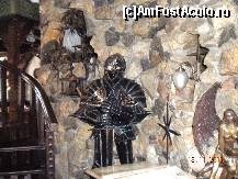 [P14] Peretii exteriori Castelului Dracula sunt decorati cu lampi, tepuse, statuete » foto by Alina Morar
 - 
<span class="allrVoted glyphicon glyphicon-heart hidden" id="av163643"></span>
<a class="m-l-10 hidden" id="sv163643" onclick="voting_Foto_DelVot(,163643,8012)" role="button">șterge vot <span class="glyphicon glyphicon-remove"></span></a>
<a id="v9163643" class=" c-red"  onclick="voting_Foto_SetVot(163643)" role="button"><span class="glyphicon glyphicon-heart-empty"></span> <b>LIKE</b> = Votează poza</a> <img class="hidden"  id="f163643W9" src="/imagini/loader.gif" border="0" /><span class="AjErrMes hidden" id="e163643ErM"></span>