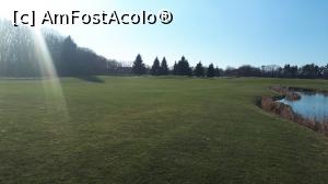 [P08] Hai la golf!  » foto by SorinGeorge
 - 
<span class="allrVoted glyphicon glyphicon-heart hidden" id="av1070875"></span>
<a class="m-l-10 hidden" id="sv1070875" onclick="voting_Foto_DelVot(,1070875,8014)" role="button">șterge vot <span class="glyphicon glyphicon-remove"></span></a>
<a id="v91070875" class=" c-red"  onclick="voting_Foto_SetVot(1070875)" role="button"><span class="glyphicon glyphicon-heart-empty"></span> <b>LIKE</b> = Votează poza</a> <img class="hidden"  id="f1070875W9" src="/imagini/loader.gif" border="0" /><span class="AjErrMes hidden" id="e1070875ErM"></span>