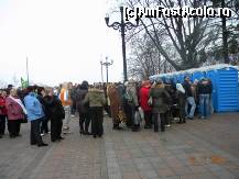 [P14] Ukraina - Kiev - Forma de manifestare a nevoilor multimii. » foto by popescu.borsa*
 - 
<span class="allrVoted glyphicon glyphicon-heart hidden" id="av163696"></span>
<a class="m-l-10 hidden" id="sv163696" onclick="voting_Foto_DelVot(,163696,8014)" role="button">șterge vot <span class="glyphicon glyphicon-remove"></span></a>
<a id="v9163696" class=" c-red"  onclick="voting_Foto_SetVot(163696)" role="button"><span class="glyphicon glyphicon-heart-empty"></span> <b>LIKE</b> = Votează poza</a> <img class="hidden"  id="f163696W9" src="/imagini/loader.gif" border="0" /><span class="AjErrMes hidden" id="e163696ErM"></span>