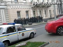 [P08] Ukraina - Kiev - Trupe de mentinerea ordinii. » foto by popescu.borsa*
 - 
<span class="allrVoted glyphicon glyphicon-heart hidden" id="av163690"></span>
<a class="m-l-10 hidden" id="sv163690" onclick="voting_Foto_DelVot(,163690,8014)" role="button">șterge vot <span class="glyphicon glyphicon-remove"></span></a>
<a id="v9163690" class=" c-red"  onclick="voting_Foto_SetVot(163690)" role="button"><span class="glyphicon glyphicon-heart-empty"></span> <b>LIKE</b> = Votează poza</a> <img class="hidden"  id="f163690W9" src="/imagini/loader.gif" border="0" /><span class="AjErrMes hidden" id="e163690ErM"></span>