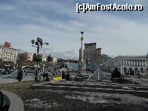[P27] Maidan Nezalezhnosti - Piata Independentei » foto by delfinson
 - 
<span class="allrVoted glyphicon glyphicon-heart hidden" id="av492954"></span>
<a class="m-l-10 hidden" id="sv492954" onclick="voting_Foto_DelVot(,492954,8014)" role="button">șterge vot <span class="glyphicon glyphicon-remove"></span></a>
<a id="v9492954" class=" c-red"  onclick="voting_Foto_SetVot(492954)" role="button"><span class="glyphicon glyphicon-heart-empty"></span> <b>LIKE</b> = Votează poza</a> <img class="hidden"  id="f492954W9" src="/imagini/loader.gif" border="0" /><span class="AjErrMes hidden" id="e492954ErM"></span>
