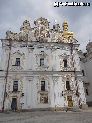 [P52] Pecherska Lavra - manastirile din pestera - 'Vaticanul estului' » foto by delfinson
 - 
<span class="allrVoted glyphicon glyphicon-heart hidden" id="av492988"></span>
<a class="m-l-10 hidden" id="sv492988" onclick="voting_Foto_DelVot(,492988,8014)" role="button">șterge vot <span class="glyphicon glyphicon-remove"></span></a>
<a id="v9492988" class=" c-red"  onclick="voting_Foto_SetVot(492988)" role="button"><span class="glyphicon glyphicon-heart-empty"></span> <b>LIKE</b> = Votează poza</a> <img class="hidden"  id="f492988W9" src="/imagini/loader.gif" border="0" /><span class="AjErrMes hidden" id="e492988ErM"></span>