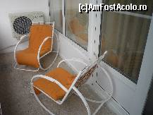 [P13] Hotel Scoica - Balconul in care gasesti doua sezlonguri antice. » foto by Horia
 - 
<span class="allrVoted glyphicon glyphicon-heart hidden" id="av164879"></span>
<a class="m-l-10 hidden" id="sv164879" onclick="voting_Foto_DelVot(,164879,8042)" role="button">șterge vot <span class="glyphicon glyphicon-remove"></span></a>
<a id="v9164879" class=" c-red"  onclick="voting_Foto_SetVot(164879)" role="button"><span class="glyphicon glyphicon-heart-empty"></span> <b>LIKE</b> = Votează poza</a> <img class="hidden"  id="f164879W9" src="/imagini/loader.gif" border="0" /><span class="AjErrMes hidden" id="e164879ErM"></span>